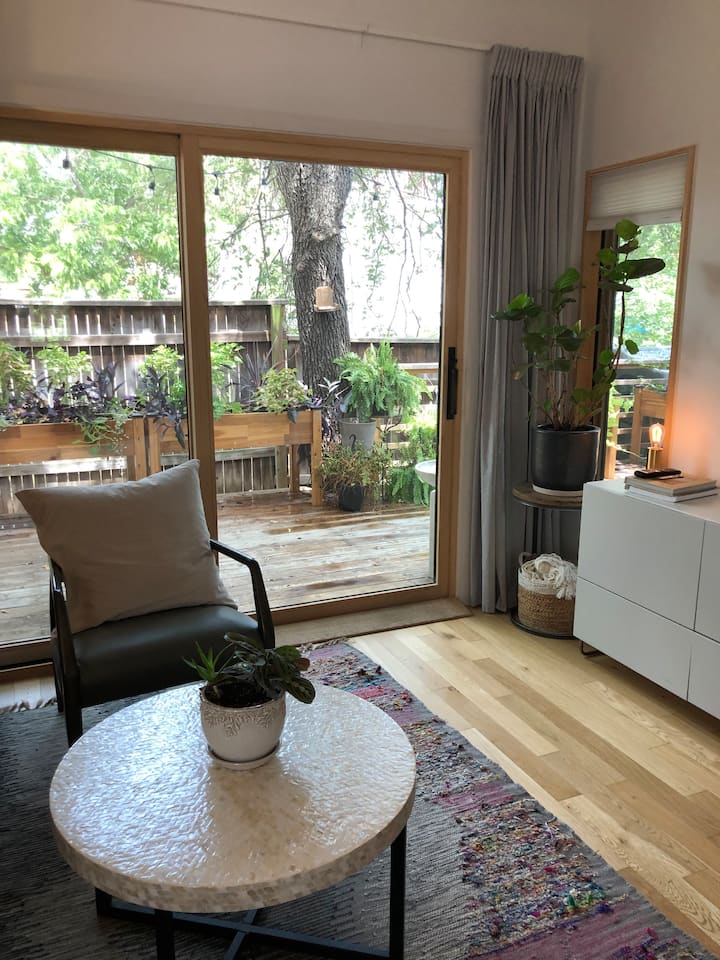 Mina’s Retreat - Austin, TX