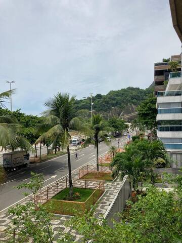 Leblon Beachfront gallery image 3