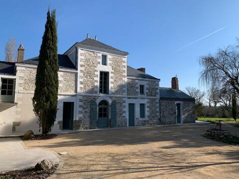 Charming cottage for 17 people (possibly 22 people)