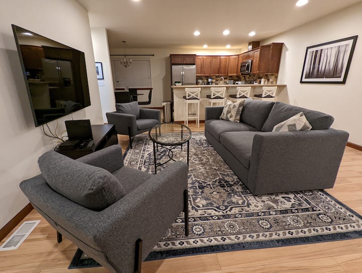 Luxurious 4bdrm Bellingham house Houses for Rent in Bellingham