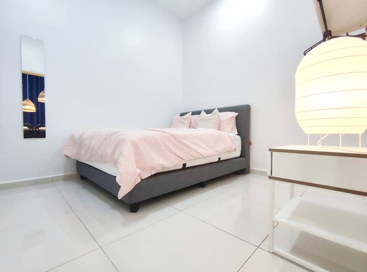 საძინებელი 4