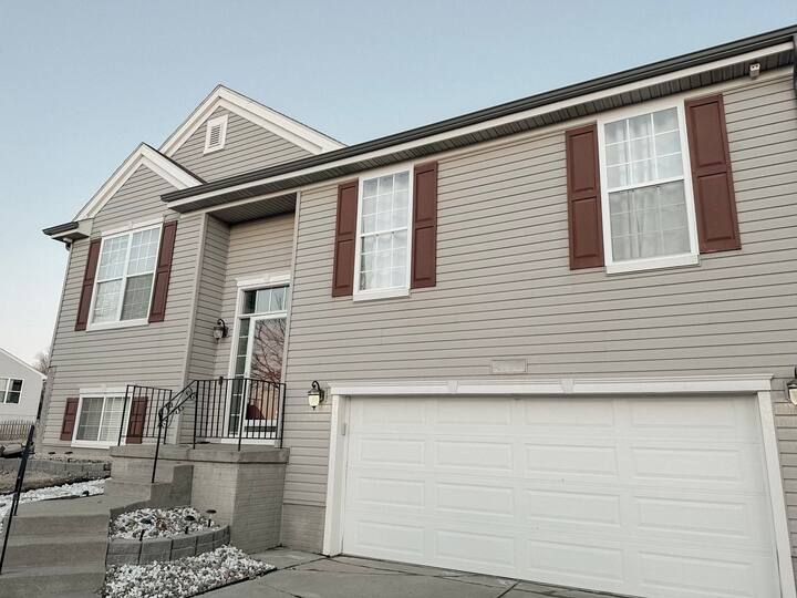 Family Friendly Home West Omaha Houses for Rent in Omaha, Nebraska