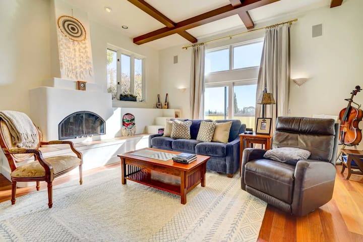 Upscale Oakland Retreat | Near SF & UC Berkeley gallery image 5