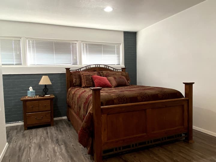 საძინებელი 1