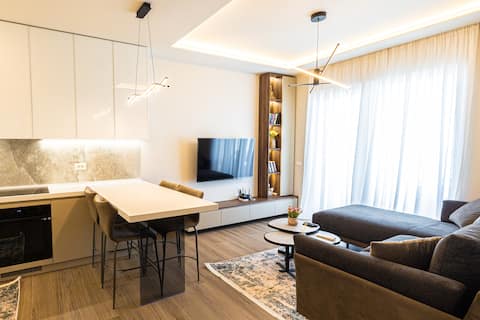 Marina Bay Luxury Apartment