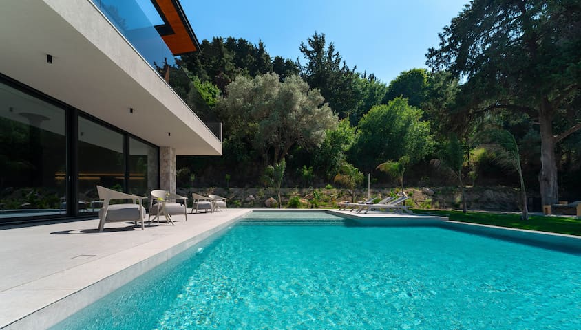 Casa Palmera – Sea view luxury Villa, private pool gallery image 3