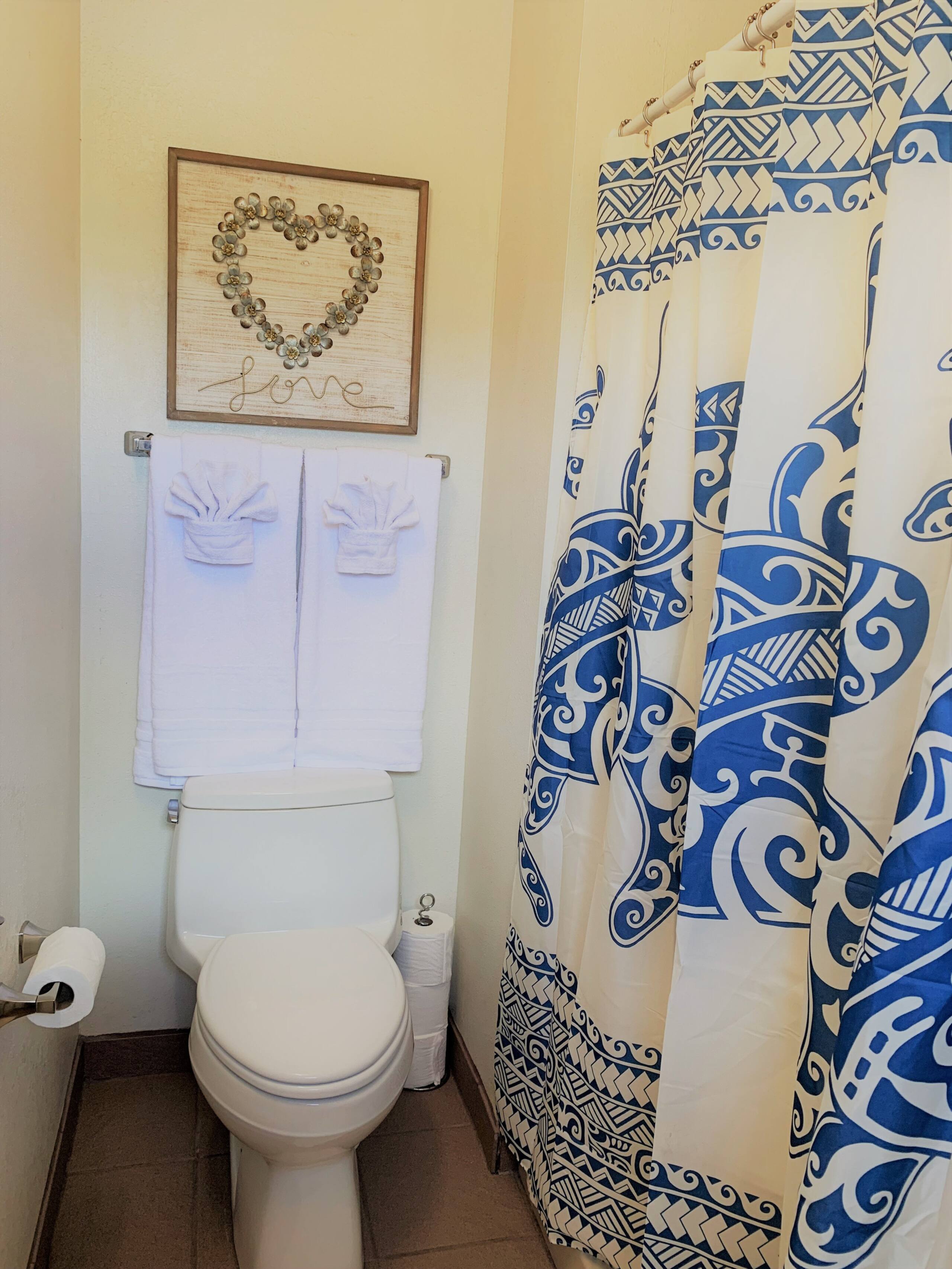 Newly Renovated!  Fully Stocked 2 Br/2Ba  w/ A/C! - Photo 22