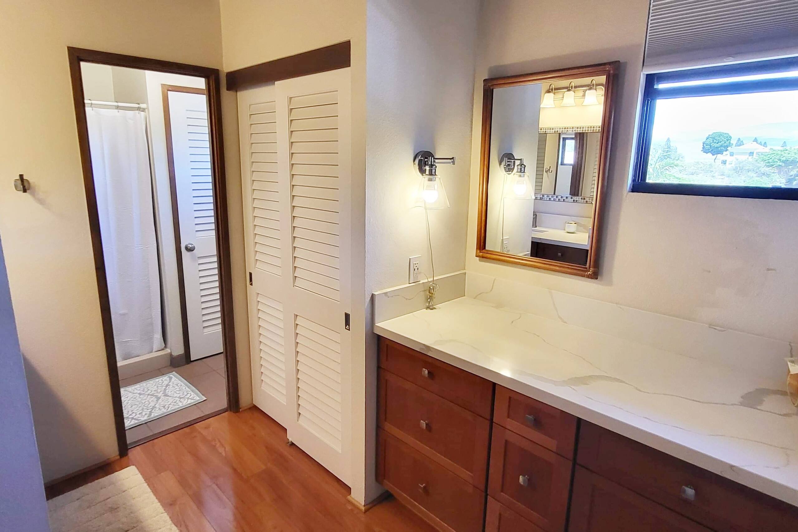 Newly Renovated!  Fully Stocked 2 Br/2Ba  w/ A/C! - Photo 21