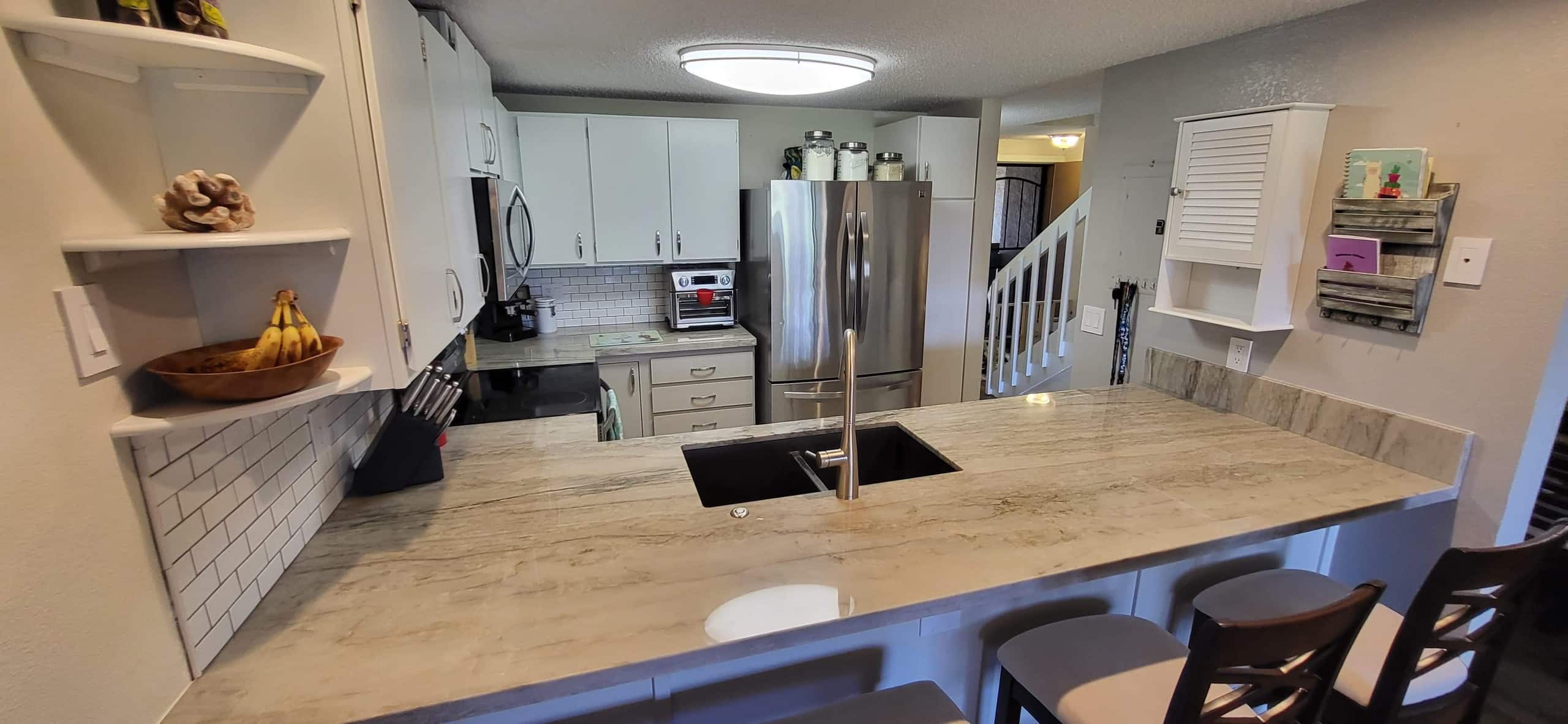 Newly Renovated!  Fully Stocked 2 Br/2Ba  w/ A/C! - Photo 8