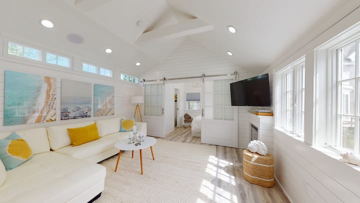 Kerstin Swedish House - Galley Beach, Nantucket