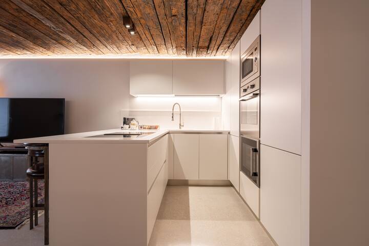 The Church Lodge – Rialto Bridge gallery image 2