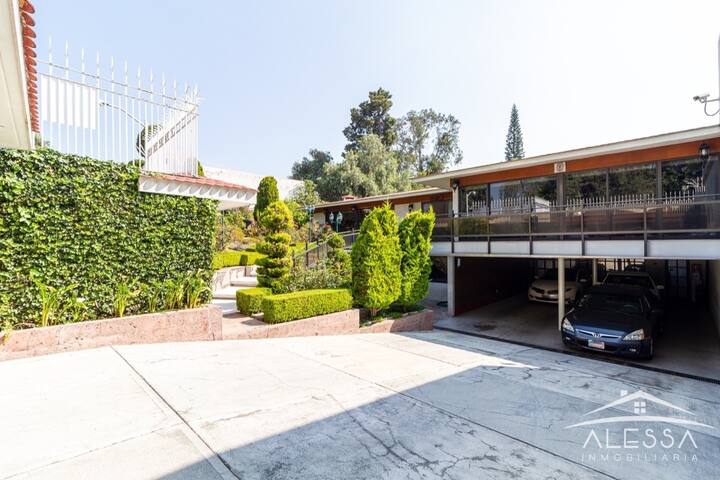 Luxurious Modern Day Hacienda with Full Staff gallery image 3