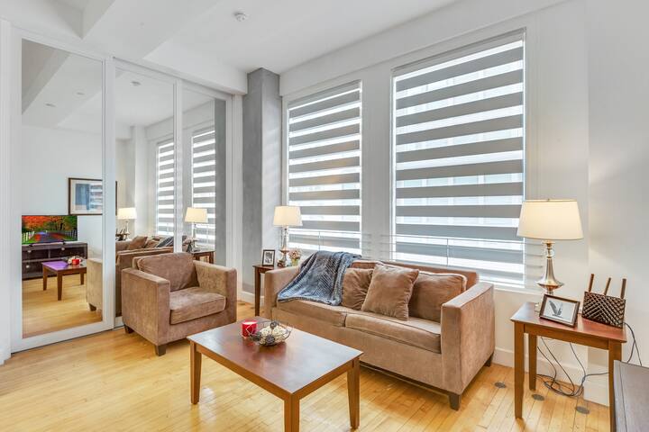 Historic DTLA 2BR1B with Rooftop Gym, Pool gallery image 3