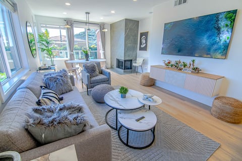 ULTRA LUX, Near PCH, best views!