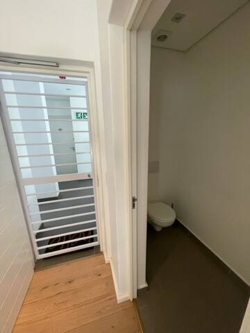 Secure Mountainside Flat with secured parking gallery image 4