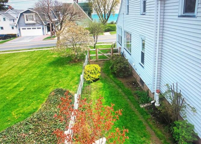 Welcome to Beach Ave! gallery image 5