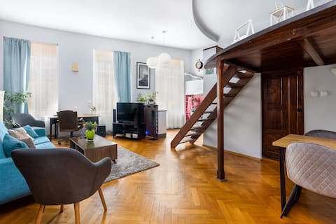 Stylish Studio Kronstadt