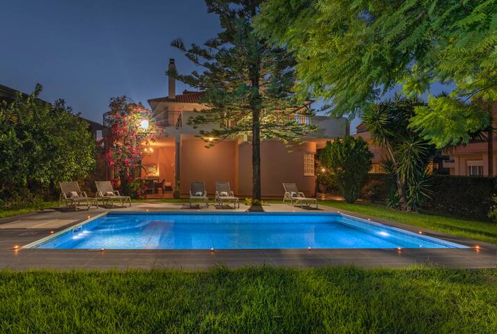 Anna’s Brilliant Villa in Ialysos gallery image 3