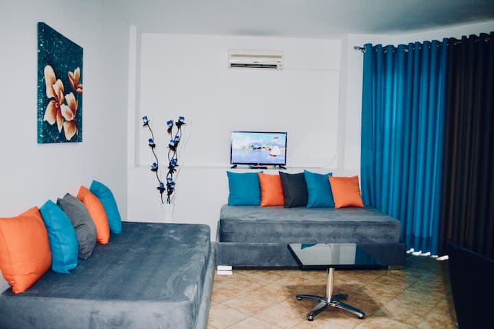 غرفة المعيشة 1