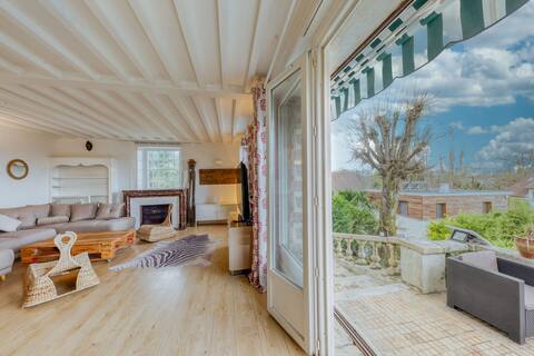 Close to Paris/ Grande Maison 6 Bedroom