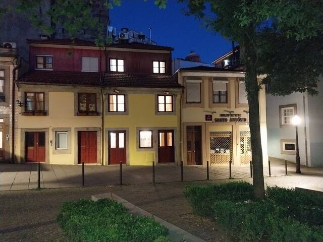 Clérigos- Casa do Largo -Parking gallery image 3