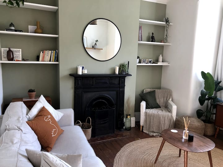 Victorian flat in leafy Brockley Houses for Rent in Greater London
