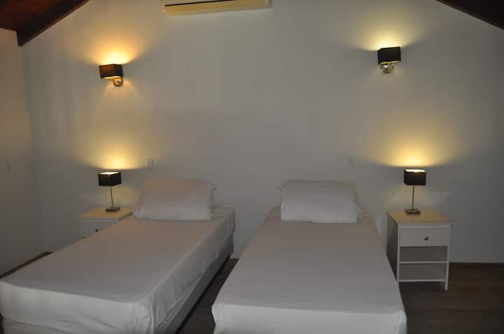 غرفة النوم 2