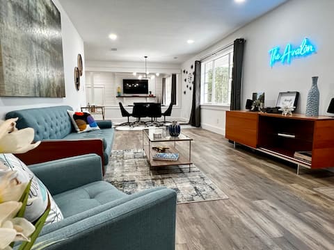 Waterview Midcentury Modern 10 mins from Destin!