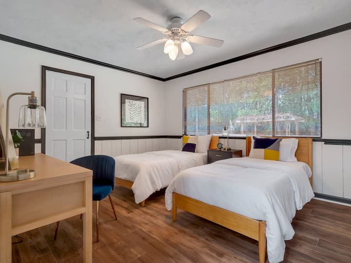 Chumba cha Kulala cha Ghorofa Kuu