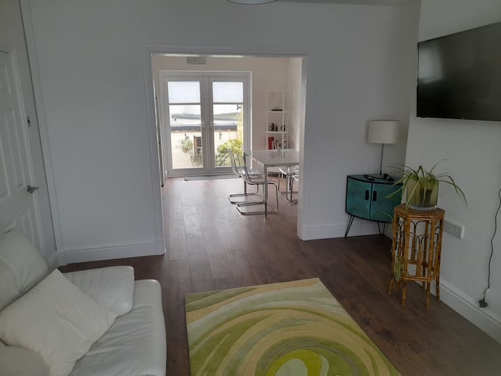 Centrally Located, Entire House, Free Parking - Birchington-on-Sea