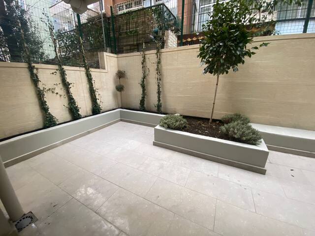 Modern 2BR Flat /Private Garden, 2 Baths, 70m2 gallery image 5