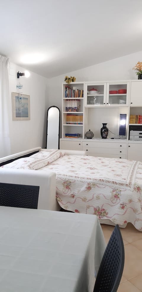 Top Airbnb: Estia vacation home 300 meters from the sea in Montesilvano