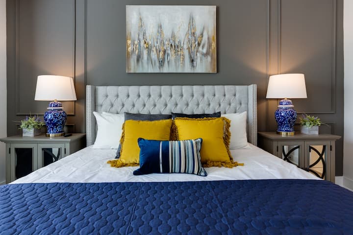 chambre principale au 3e étage, lit King Size, dressing, TV 45"+ 1 lit simple