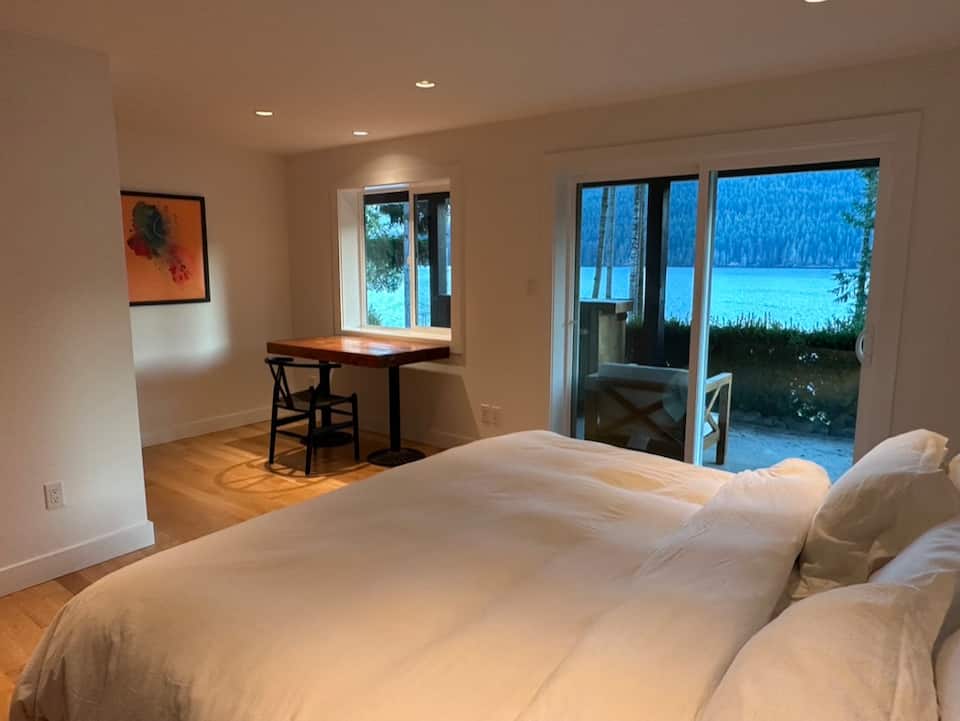 The Youbou Lakehouse on Lake Cowichan, Youbou, British Columbia, Canada, photo 10 of 10