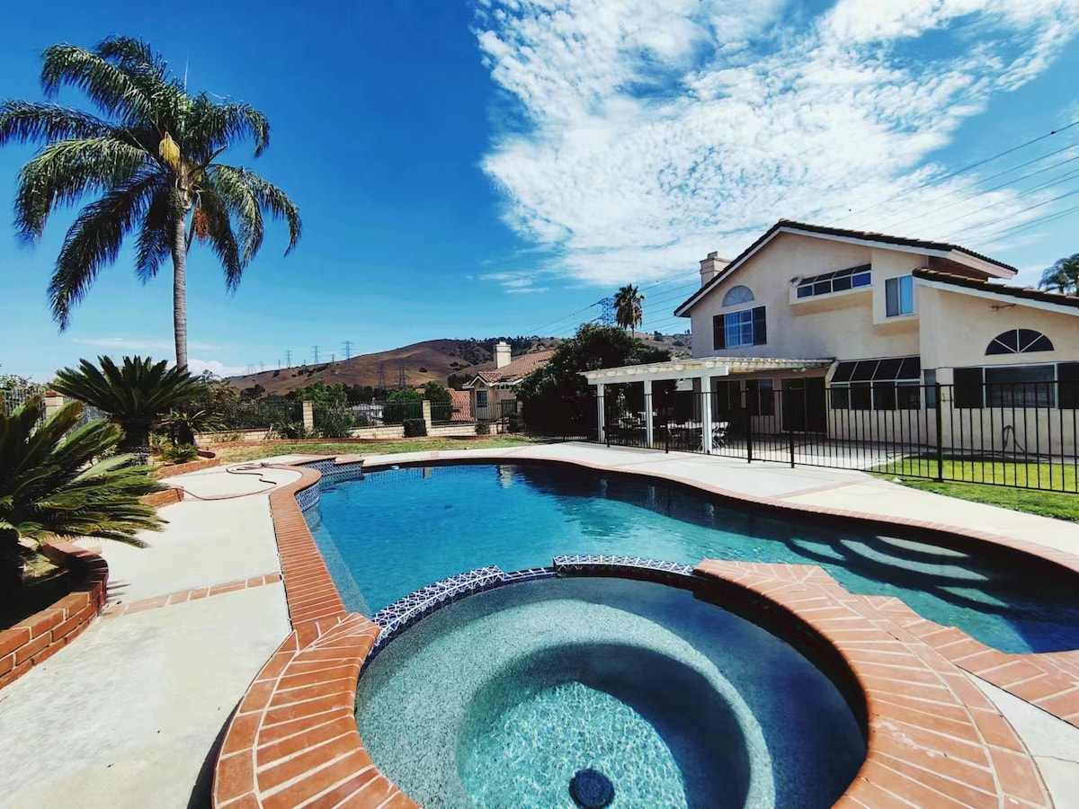 Comfy house with pool and view 18019 O Houses for Rent in Rowland