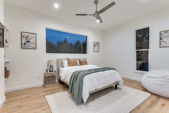 Dhomë gjumi me 4 dhoma gjumi "Queen"