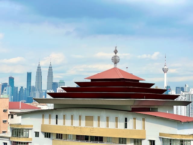 SB Plus Sdn Bhd managed Airbnb listing 2