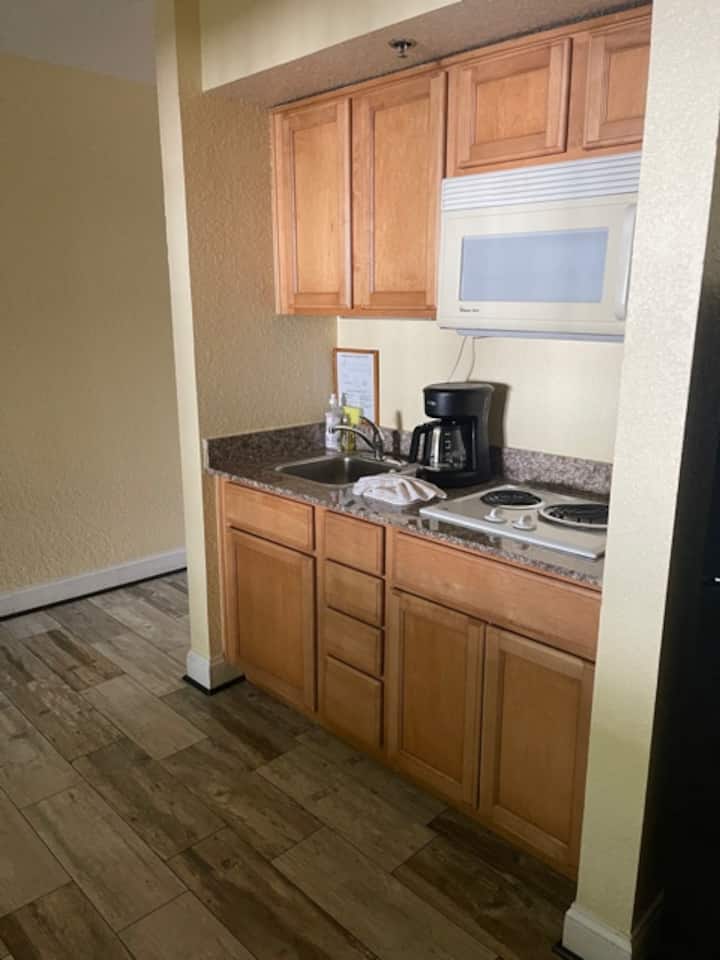Dunedin Condo On The Water - Dunedin, FL