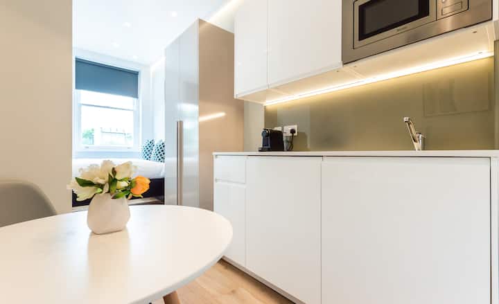 Earls Court Modern Cosy Studio - Earls Court