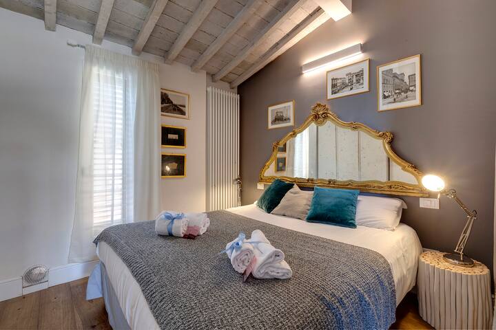 Penthouse with Terrace in the Historic Center gallery image 4