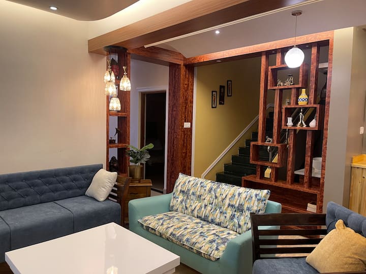 Living room image 4