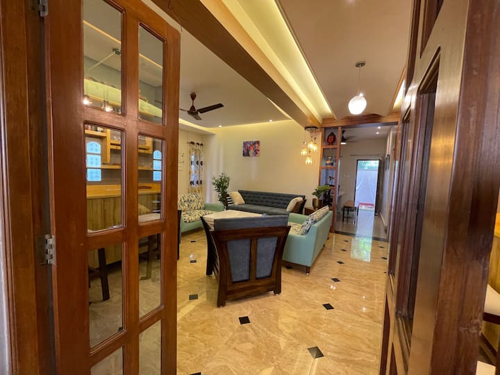 Living room image 2