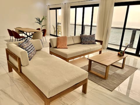 Amazing Seafront/view Apartment w/ Swimming Pool