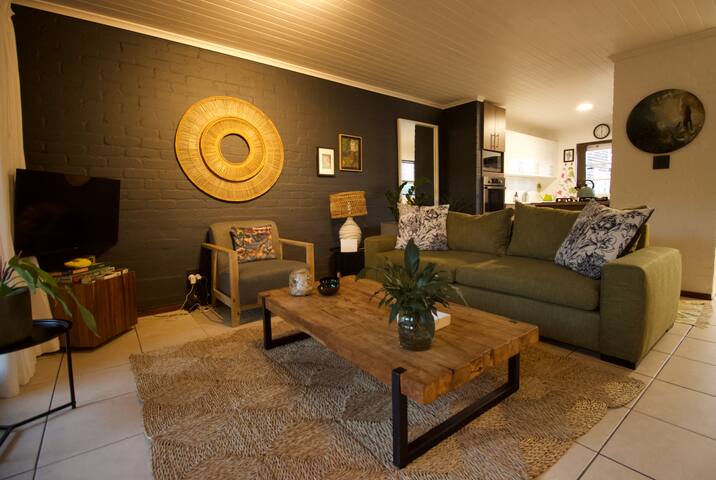 Home Away from Home HOUT BAY