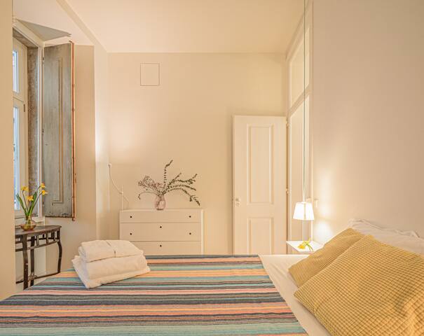 Antiga Casa Pessoa – City Tales Apartment gallery image 2