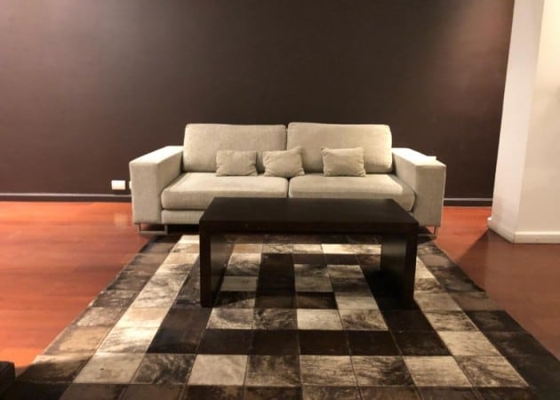 Loft remodelado en el último piso en Monserrat