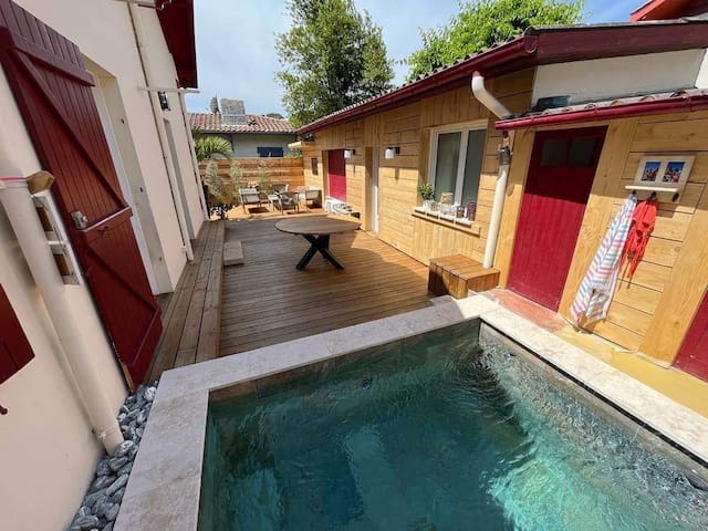 Immobilier Du Bassin managed Airbnb listing 2