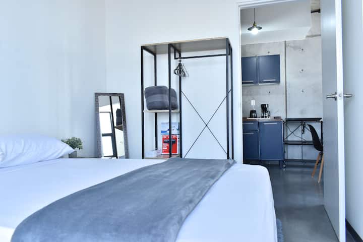 We offer clean whites during your stay.