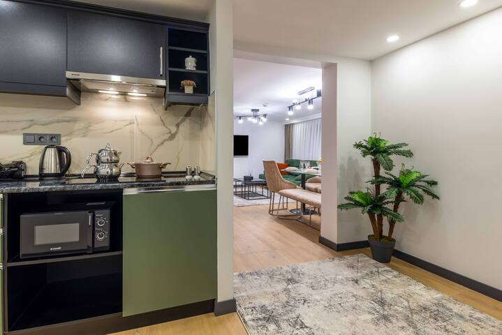 Deluxe Three Bedroom Suite gallery image 3