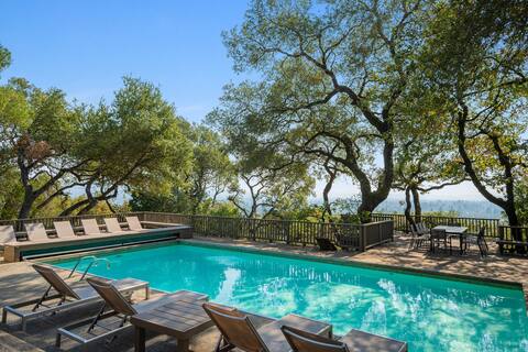 Haven: Heated Pool & Hot Tub, Gigabit